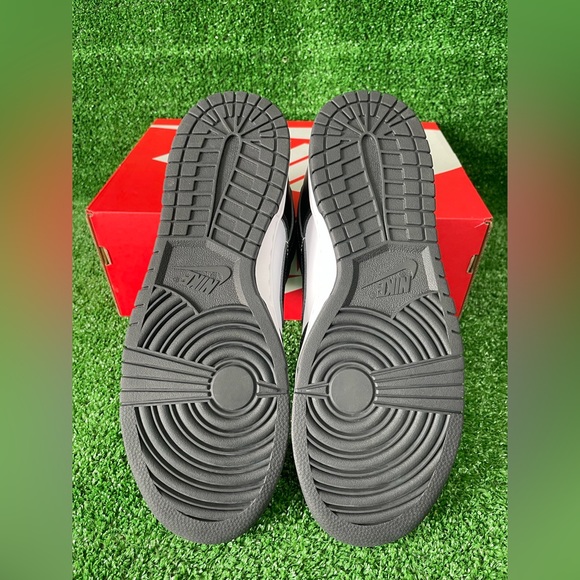 Dunk Low - Picture 4 of 5